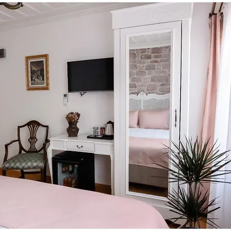 Hotel Baris Cunda *